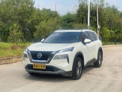 Nissan X-Trail, 2021 г., белый, 40 000 км Nissan X-Trail, 2021 г., белый, 50 000 км
