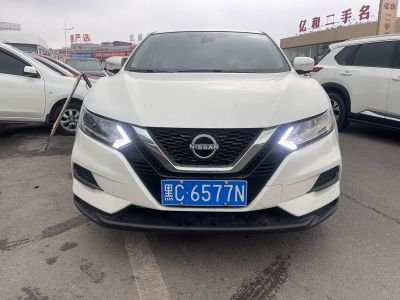Nissan Qashqai, 2023 г., синий, 41 000 км Nissan 逍客, 2024 г., белый, 12 000 км