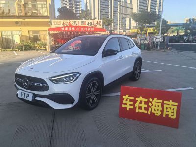 Mercedes-Benz GLA, 2021 г., красный / фиолетовый, 65 000 км Mercedes-Benz 奔驰GLA, 2022 г., белый, 27 000 км