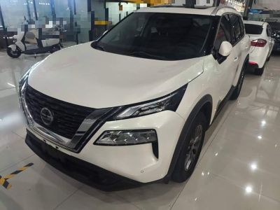 Nissan X-Trail, 2023 г., белый, 28 000 км Nissan X-Trail, 2023 г., белый, 58 900 км