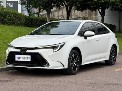 Toyota Levin, 2023 г., серебристый / серый, 36 000 км Toyota Levin, 2024 г., белый, 14 000 км