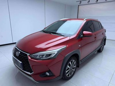 Toyota Yaris L (Чжисюань), 2022 г., красный / фиолетовый, 29 200 км Toyota Yaris L (Чжисюань), 2022 г., красный / фиолетовый, 40 000 км