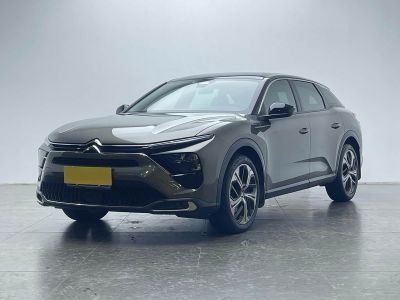 BMW X1, 2026 г., чёрный, 10 600 км Citroen 凡尔赛C5 X, 2022 г., серебристый / серый, 63 800 км