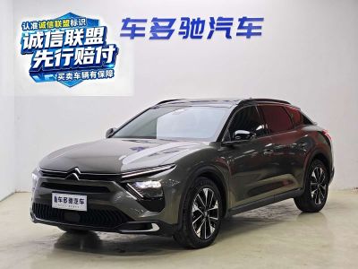 BMW X1, 2026 г., чёрный, 10 600 км Citroen 凡尔赛C5 X, 2022 г., зелёный, 42 000 км