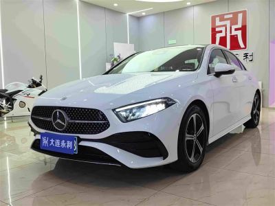Mercedes-Benz A-Class, 2024 г., белый, 26 000 км Mercedes-Benz A级 2025 A 200 L комплектация «Стиль»