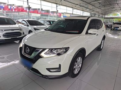 Nissan X-Trail, 2023 г., белый, 28 000 км Nissan X-Trail, 2023 г., белый, 70 000 км