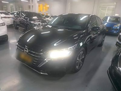Nissan Sylphy, 2025 г., белый, 40 000 км Nissan Sylphy, 2025 г., чёрный, 16 100 км