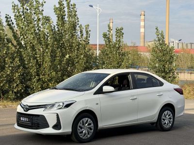 Toyota Vios, 2021 г., белый, 26 100 км Toyota Vios, 2022 г., белый, 19 000 км