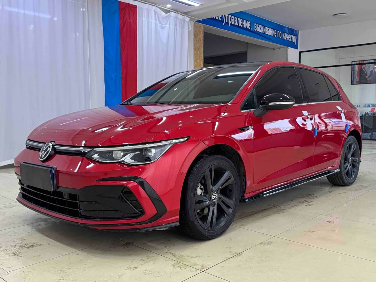 Volkswagen Golf, 2022 г., красный / фиолетовый, 53 000 км Volkswagen Golf 2021 280TSI DSG R-Line