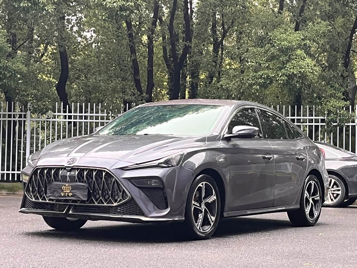 MG MG5天蝎座, 2023 г., серебристый / серый, 30 000 км MG MG5天蝎座, 2023 г., серебристый / серый, 30 000 км