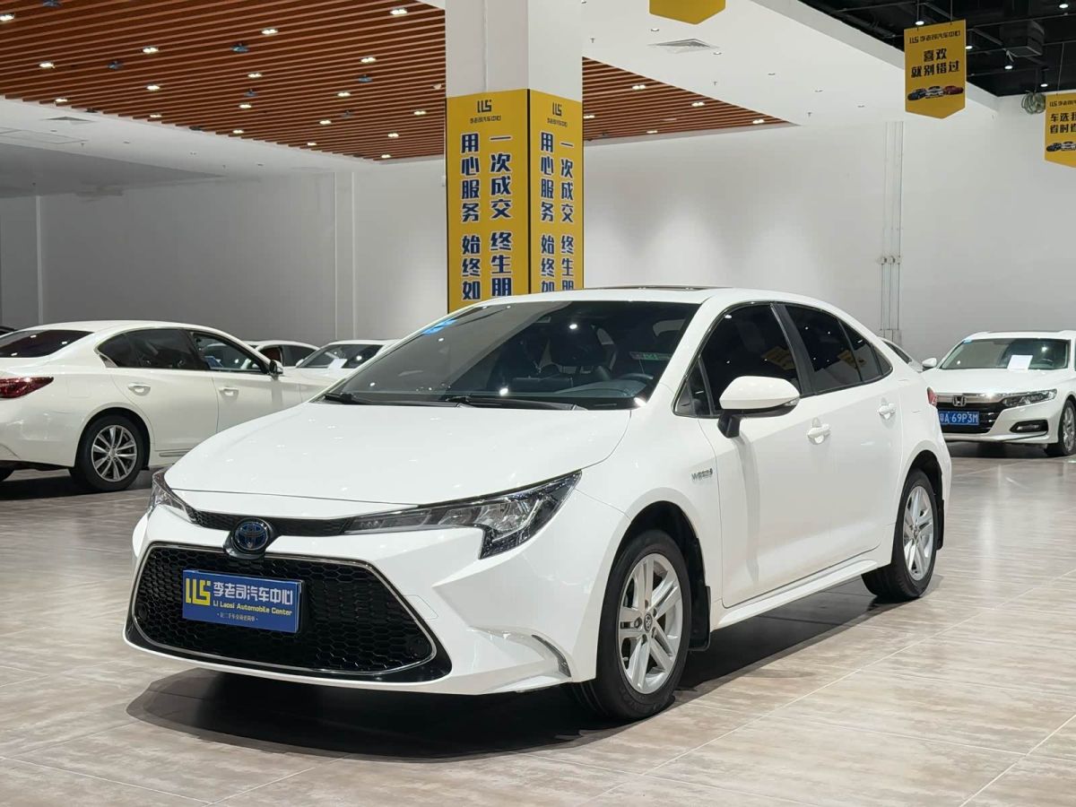 Toyota Levin, 2022 г., белый, 36 000 км Toyota Levin, 2022 г., белый, 36 000 км