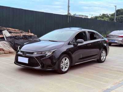 Toyota Levin, 2021 г., серебристый / серый, 45 000 км Toyota Levin, 2021 г., чёрный, 40 000 км