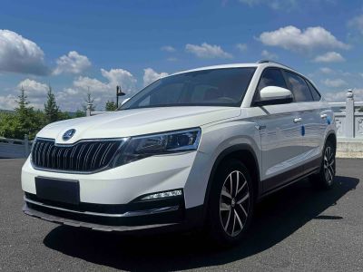 Skoda Kamiq, 2021 г., белый, 32 800 км Skoda 柯米克, 2022 г., белый, 28 500 км