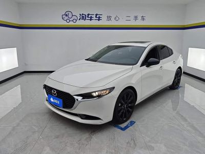Mazda 3 Axela, 2025 г., белый, 15 600 км Mazda 马自达3 昂克赛拉, 2025 г., белый, 15 600 км