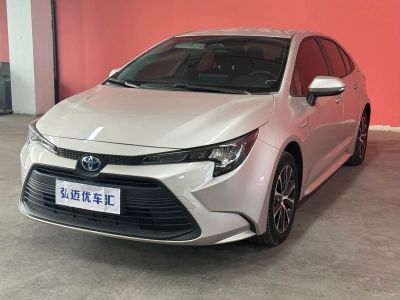 Toyota Levin, 2023 г., серебристый / серый, 36 000 км Toyota Levin, 2023 г., шампань / коричневый, 40 000 км