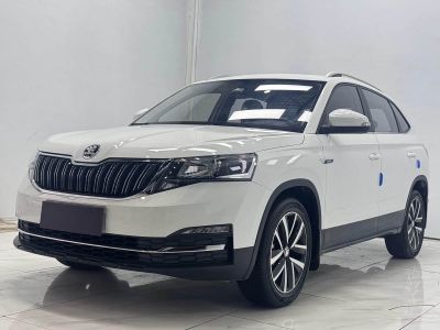 Skoda Kamiq, 2022 г., жёлтый / оранжевый, 25 800 км Skoda 柯米克, 2023 г., белый, 10 100 км
