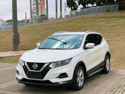 Nissan Qashqai, 2022 г., белый, 45 000 км Nissan 逍客, 2022 г., белый, 53 000 км
