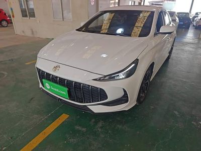 MG 5, 2025 г., белый, 5 600 км MG 5, 2025 г., белый, 6 400 км