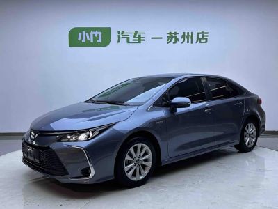 Toyota Corolla, 2023 г., серебристый / серый, 40 000 км Toyota Corolla, 2023 г., синий, 47 000 км
