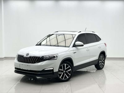 Skoda Kamiq, 2023 г., синий, 22 700 км Skoda 柯米克, 2024 г., белый, 13 000 км