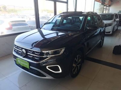 Volkswagen Tayron, 2025 г., зелёный, 1 300 км Volkswagen Tayron 2024 300TSI одна ведущая ось комплектация «Люкс Plus», исполнение «Цзиньцзе»