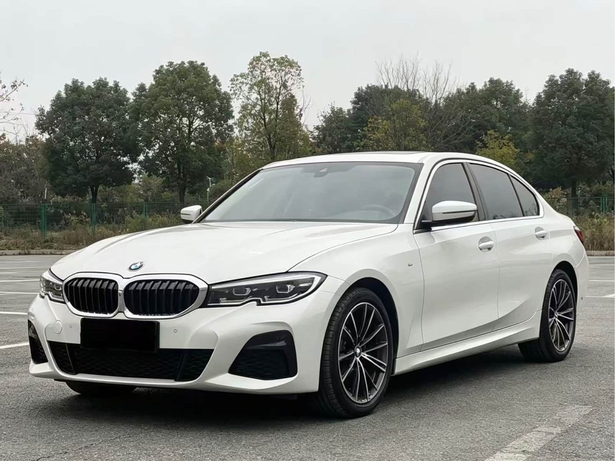 BMW 3 серия, 2021 г., белый, 76 000 км BMW 3 серия 2021 обновлённая версия 325Li пакет M Sport