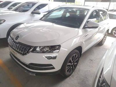 Skoda Kamiq, 2023 г., синий, 22 700 км Skoda 柯珞克, 2021 г., белый, 26 400 км