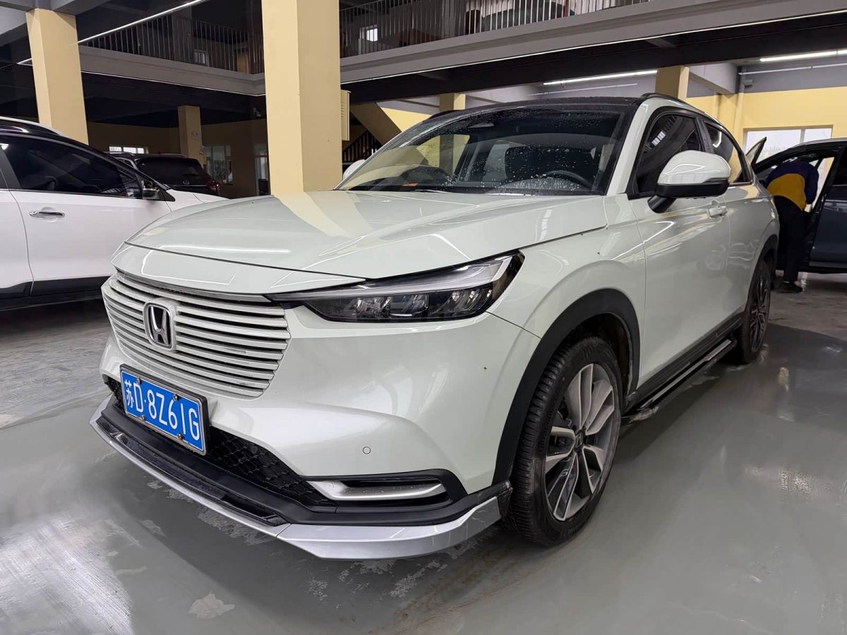 Honda 缤智, 2023 г., зелёный, 8 000 км Honda 缤智, 2023 г., зелёный, 8 000 км
