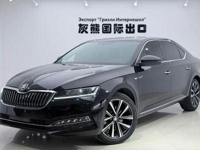 Skoda Superb, 2024 г., белый, 37 000 км Skoda 速派, 2024 г., чёрный, 23 000 км