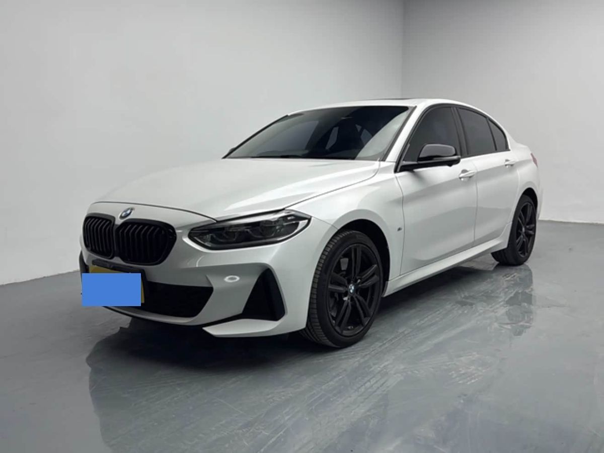 BMW 1 серия, 2023 г., белый, 19 900 км BMW 1 серия 2021 125i пакет M Sport, исполнение «Ночь»