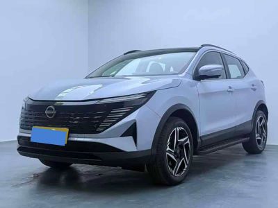 Nissan Qashqai, 2024 г., белый, 18 000 км Nissan 逍客, 2024 г., синий, 14 800 км