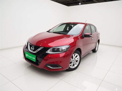 Nissan Sylphy, 2026 г., серебристый / серый, 9 800 км Nissan 骐达TIIDA, 2021 г., красный / фиолетовый, 25 900 км