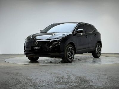 Nissan Qashqai, 2024 г., синий, 6 000 км Nissan 逍客, 2025 г., чёрный, 5 800 км