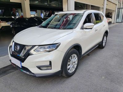 Nissan X-Trail, 2021 г., белый, 40 000 км Nissan X-Trail, 2021 г., белый, 70 000 км