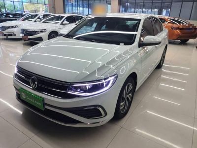 Volkswagen Bora, 2025 г., белый, 14 000 км Volkswagen Bora 2025 200TSI DSG комплектация «Юэсин Навигация»