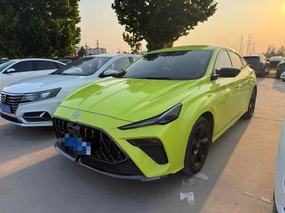 MG MG5 Scorpio, 2022 г., белый, 63 000 км MG MG5天蝎座, 2022 г., жёлтый / оранжевый, 40 000 км