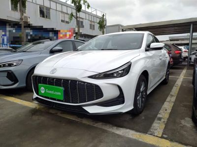 MG 5, 2025 г., белый, 5 600 км MG 5, 2026 г., белый, 200 км