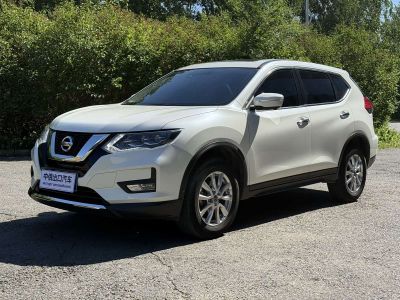 Nissan X-Trail, 2023 г., белый, 28 000 км Nissan X-Trail, 2023 г., белый, 42 000 км