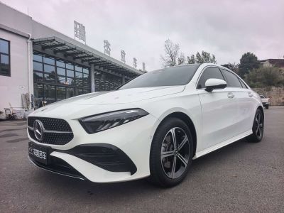 Mercedes-Benz A-Class, 2024 г., белый, 26 000 км Mercedes-Benz A级 2024 A 200 L комплектация «Стиль»
