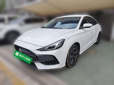 MG 5, 2025 г., белый, 5 600 км MG 5, 2025 г., белый, 9 600 км