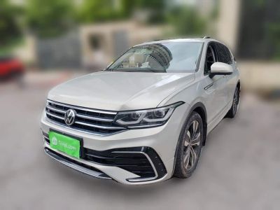 Volkswagen Tiguan L, 2021 г., белый, 58 000 км Volkswagen Tiguan L 2022 330TSI автомат одна ведущая ось R-Line Флагман