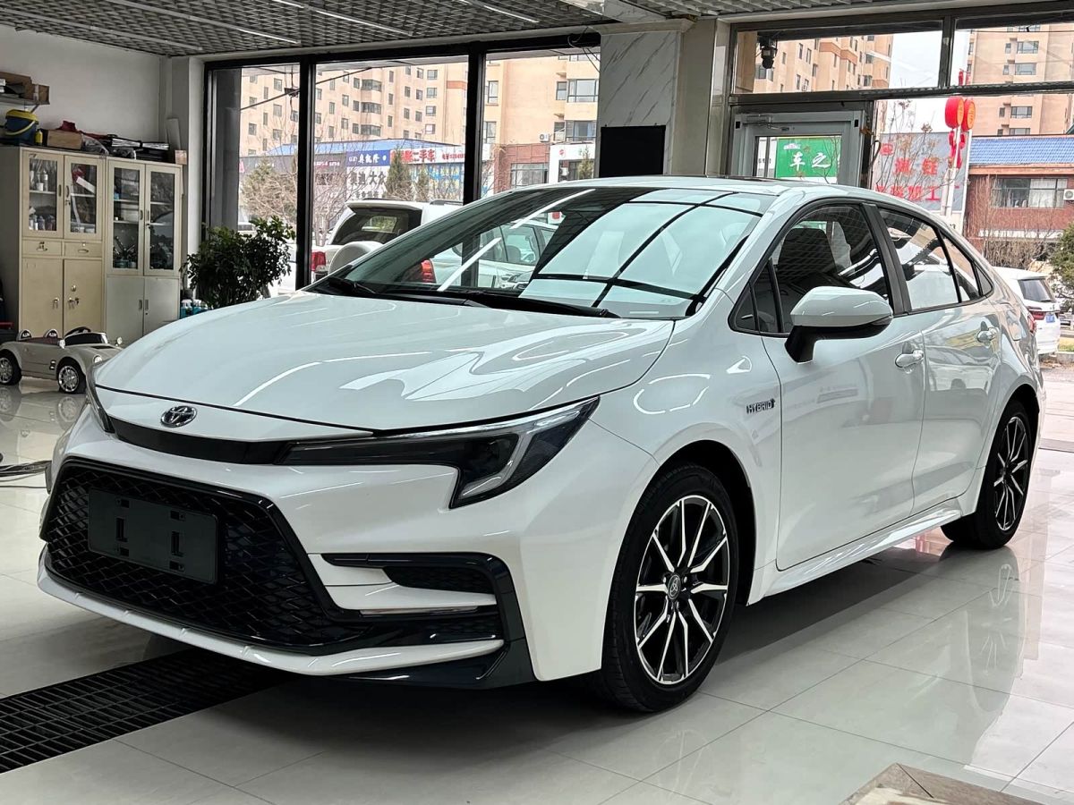 Toyota Levin, 2023 г., белый, 16 000 км Toyota Levin, 2023 г., белый, 16 000 км