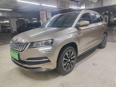 Skoda Karoq, 2022 г., шампань / коричневый, 34 000 км Skoda 柯珞克, 2022 г., шампань / коричневый, 56 900 км