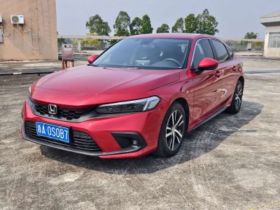 Honda Civic, 2023 г., белый, 19 000 км Honda Civic, 2023 г., красный / фиолетовый, 40 000 км