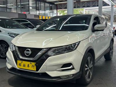 Nissan Qashqai, 2021 г., белый, 52 000 км Nissan 逍客, 2021 г., белый, 69 000 км