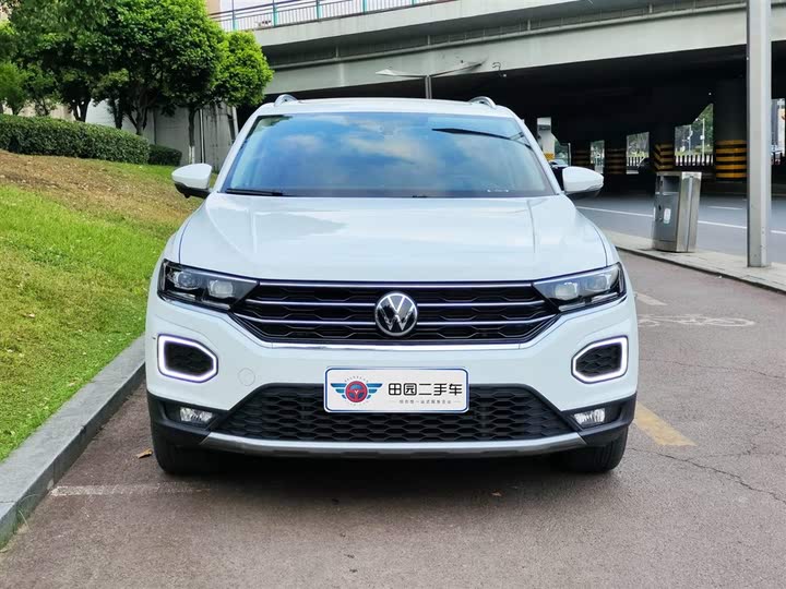 Популярные кроссоверы Volkswagen для импорта из Китая в Россию в 2025 Импорт из Китая Volkswagen t roc
