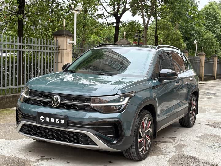Популярные кроссоверы Volkswagen для импорта из Китая в Россию в 2025 Импорт из Китая Volkswagen тharu