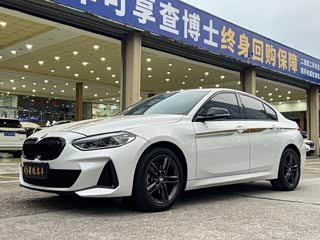 BMW 1 серия, 2023 г., белый, 27 000 км BMW 1 серия 2023 120i пакет M Sport, исполнение «Ночь»