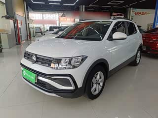 Volkswagen T-Cross, 2024 г., белый, 58 500 км Volkswagen T-Cross 2023 обновлённая версия 1.5L автомат комплектация «Стиль»