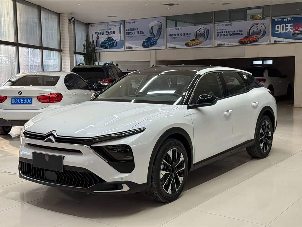 Citroen 凡尔赛C5 X, 2026 г., белый, 100 км Citroen 凡尔赛C5 X, 2026 г., белый, 100 км